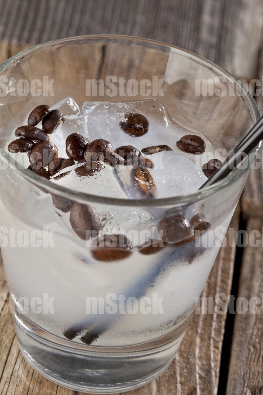 Licor de Anis con café como digestivo