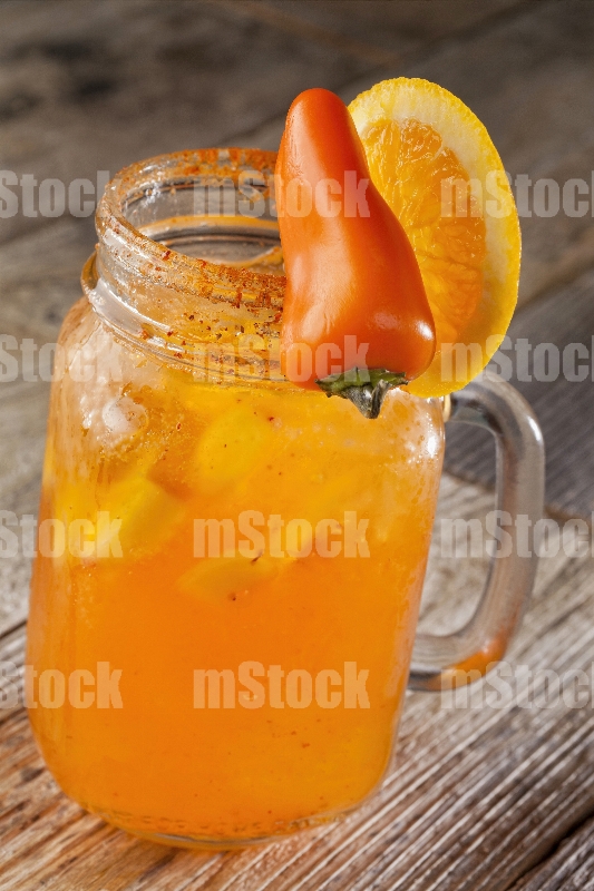Margarita de naranja habanero