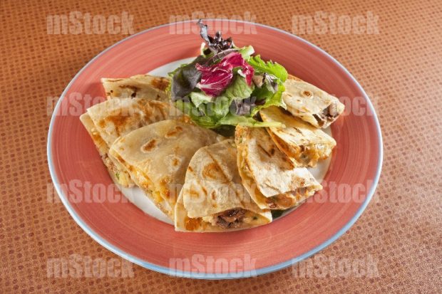 Surtido de quesadillas mexicanas