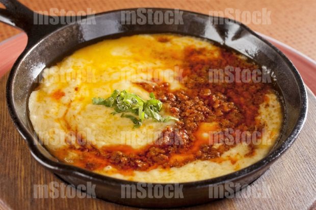 Queso flameado