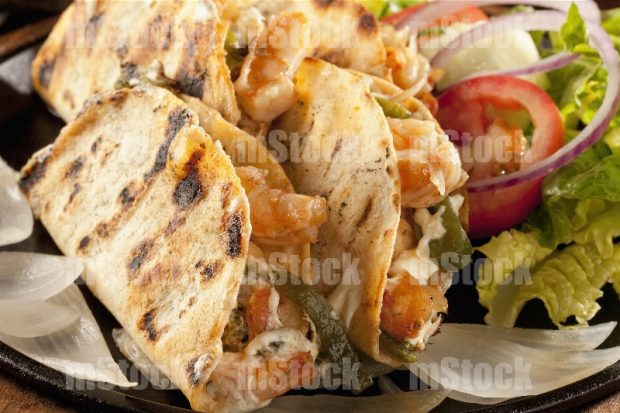 Tacos gobernador de camarón