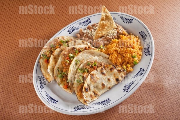 Tacos de Carne y frijoles