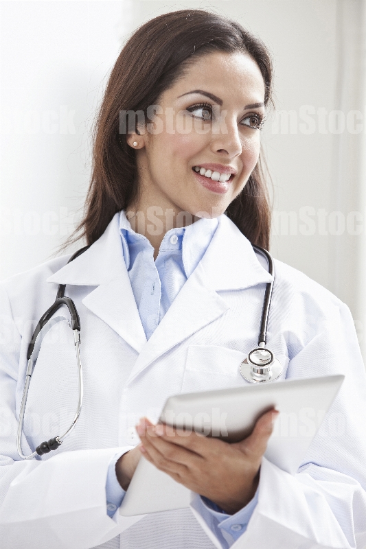 Doctora en consulta