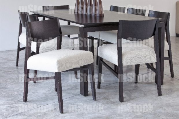 Silla moderna de comedor