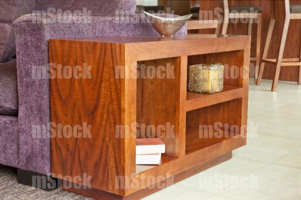 Consola de madera para sala