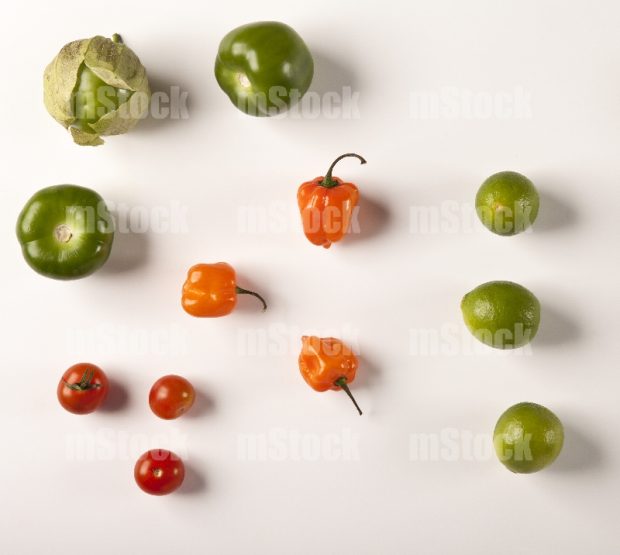 Chile habanero, tomates y limón