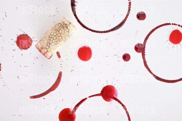 Manchas redondas de Vino Tinto
