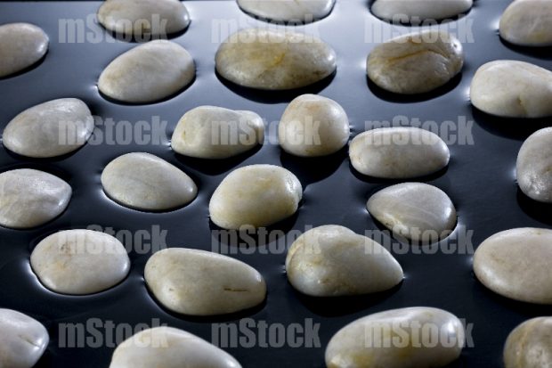 Pebbles Color