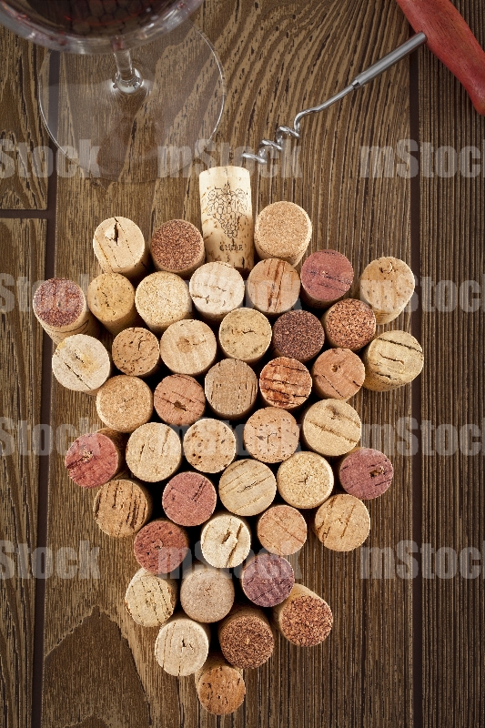 Racimo de Uvas hecho de corchos