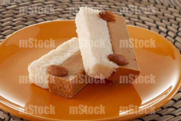 Barra de leche con coco y almendra