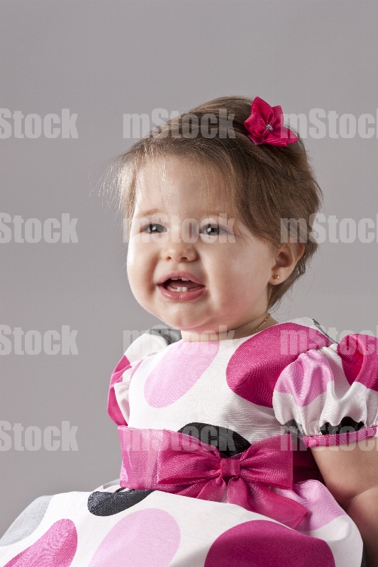 Bebe sonriente