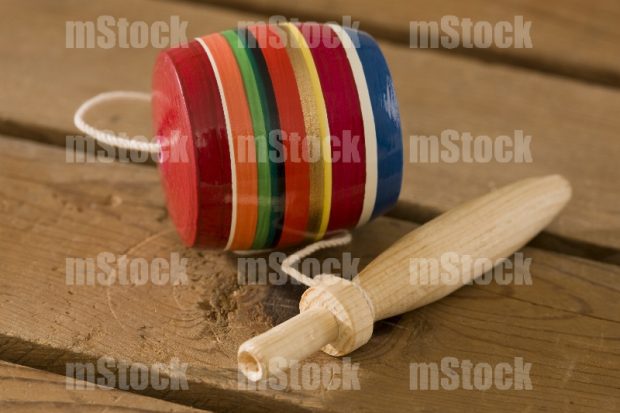 Balero tradicional de madera