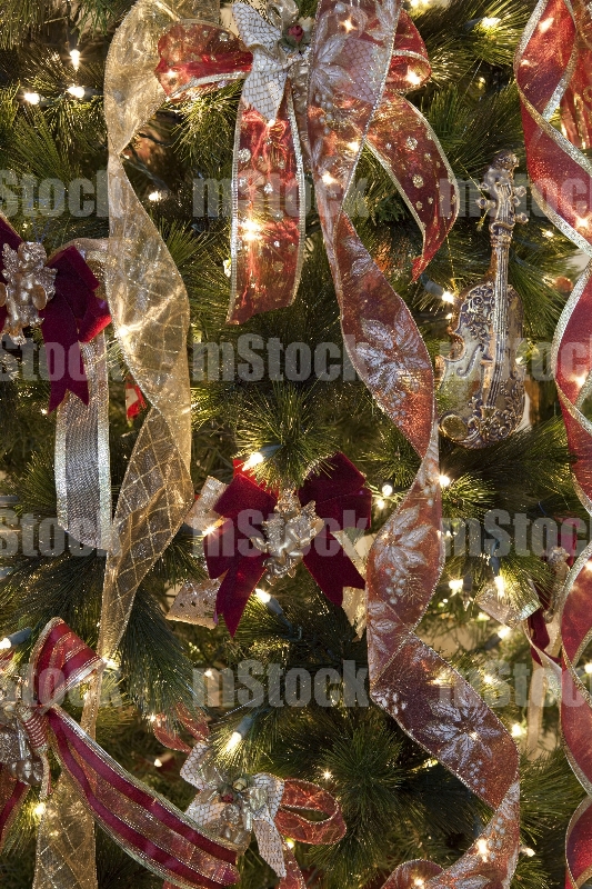 Pino de Navidad decorado