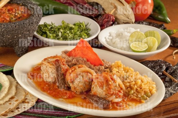 Albondigas con salsa chipotle