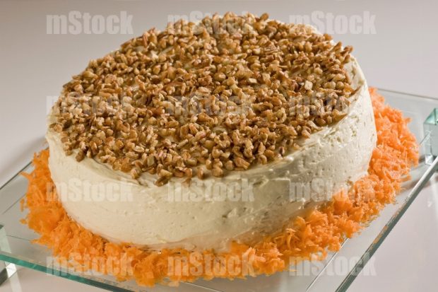 Pastel de zanahoria con nuez