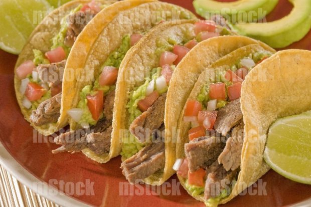 Tacos de Fajita con aguacate