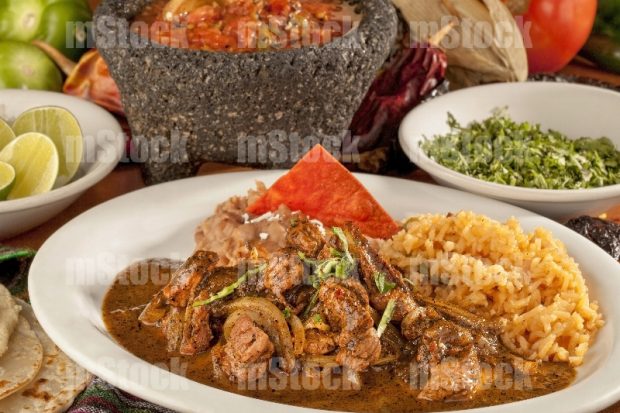 Cabrito en Salsa Tatemada