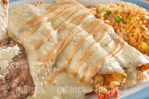 Enchiladas de Camarón en salsa blanca