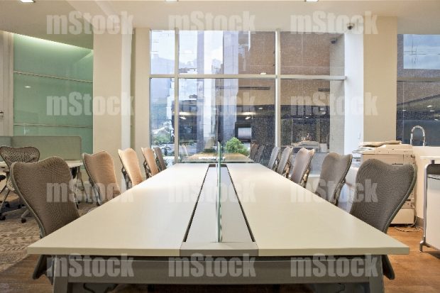 Mesa de trabajo en Area Abierta