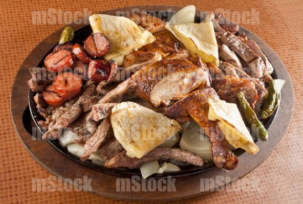 Parrillada de Arrachera con pierna de Pollo