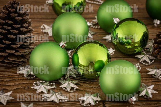 Esferas navideñas verdes